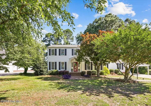Homes for sale in Mount Olive, NC | 206 Ramblewood Dr, Mount Olive, NC 28365 | MLS# 100579894