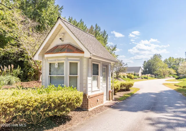 11th image of 317 Schooner Landing Dr, Edenton, NC 27932 | MLS# 100531108