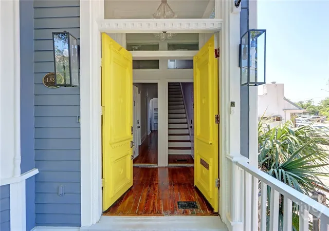 Homes for sale in Savannah, GA | 315 W Hall St, Savannah, GA 31401 | MLS# SA348746