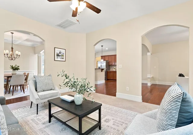 Photo 3 of Single family home for sale at 195 Glenmoor Dr, Southern Pines, NC 28387 | MLS# 100593182 | Listing updated on 2026-08-18
