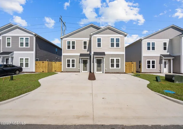 1st image of 1407 Corbett St #A&B, Wilmington, NC 28401 | MLS# 100576741