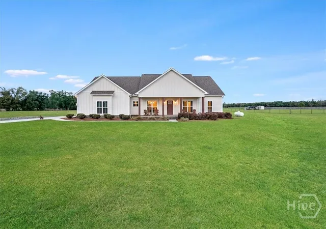 Homes for sale in Brooklet, GA | 6984 Old River Rd S Rd, Brooklet, GA 30415 | MLS# SA352666
