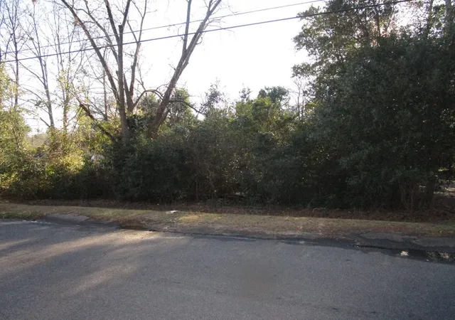 2nd image of 2149 Nw Veterans Dr, Augusta, GA 30909 | MLS# 98211858