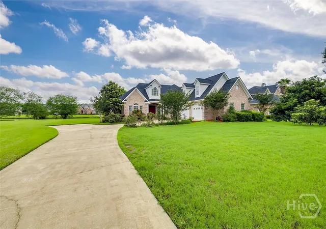 Photo 4 of Single family home for sale at 327 Purple Plum Dr, Rincon, GA 31326 | MLS# SA356877 | Listing updated on 2026-09-10