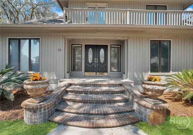 Photo 1 of Single family home for sale at 10 Cove Dr, Savannah, GA 31419 | MLS# SA360308 | Listing updated on 2026-10-10