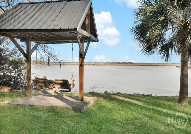 Photo 57 of Single family home for sale at 10 Cove Dr, Savannah, GA 31419 | MLS# SA360308 | Listing updated on 2026-10-10