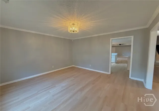 Photo 4 of Single family home for sale at 10 Cove Dr, Savannah, GA 31419 | MLS# SA360308 | Listing updated on 2026-10-10