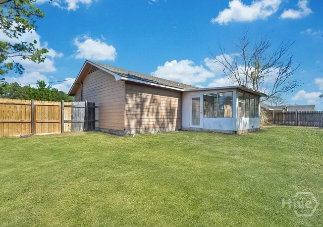 Photo 2 of Single family home for sale at 110 W Kenny Dr, Hinesville, GA 31313 | MLS# SA361296 | Listing updated on 2026-08-28
