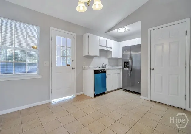 Photo 3 of Single family home for sale at 110 W Kenny Dr, Hinesville, GA 31313 | MLS# SA361296 | Listing updated on 2026-08-28