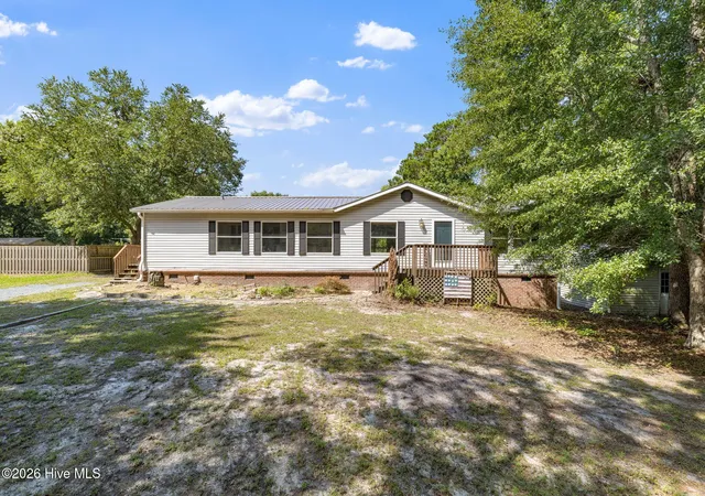 Homes for sale in Hampstead, NC | 63 Warwick Ct, Hampstead, NC 28443 | MLS# 100585935