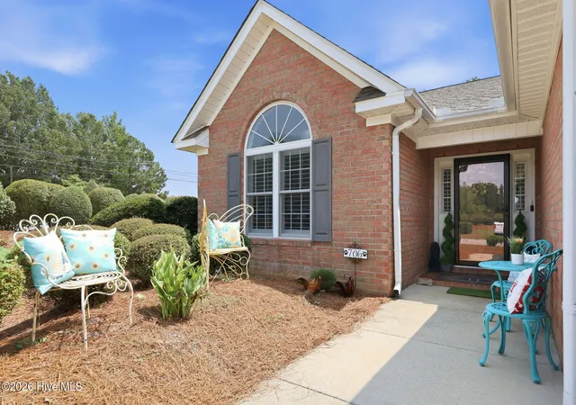 Photo 3 of Single family home for sale at 706 Shamrock Way, Greenville, NC 27834 | MLS# 100592512 | Listing updated on 2026-09-21