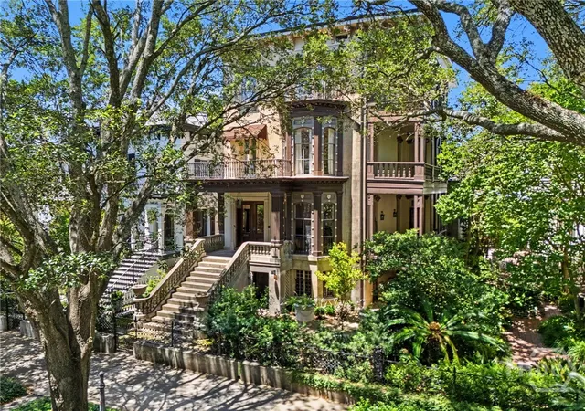 Photo 1 of Mansion for sale at 110 W Gaston St, Savannah, GA 31401 | MLS# SA357378 | Listing updated on 2026-09-09