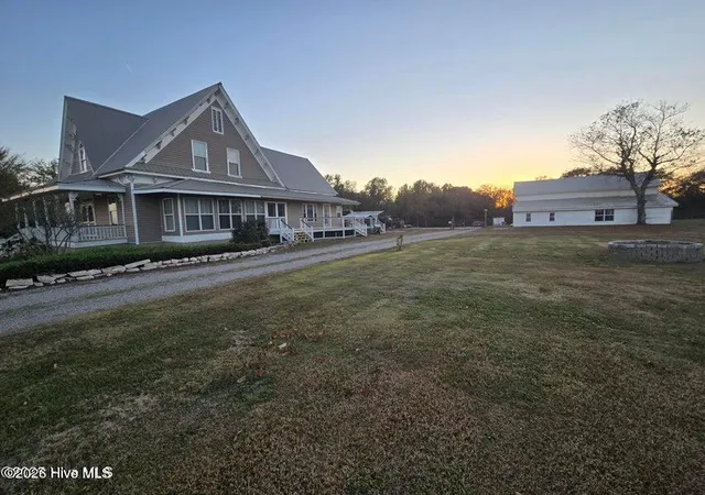 Homes for sale in Laurinburg, NC | 11940 Tom Gibson Rd, Laurinburg, NC 28352 | MLS# 100583187