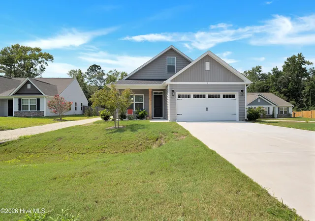 Photo 3 of Single family home for sale at 544 Poppleton Dr, Hampstead, NC 28443 | MLS# 100592766 | Listing updated on 2026-08-18
