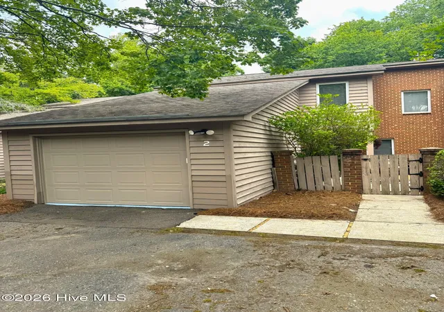 Photo 1 of Townhouse for sale at 2 Palmetto Pl, Greenville, NC 27858 | MLS# 100591308 | Listing updated on 2026-09-10