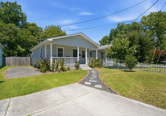 Photo 1 of Single family home for sale at 1921 Hudson Dr, Wilmington, NC 28403 | MLS# 100590814 | Listing updated on 2026-09-14