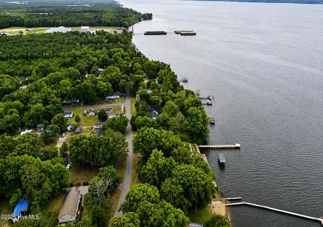Photo 2 of Land for sale at 402 Chowan Trl, Edenton, NC 27932 | MLS# 100591938 | Listing updated on 2026-08-01