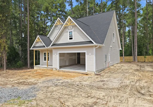 Photo 3 of Single family home for sale at 454 Hyland Hills Rd, Southern Pines, NC 28387 | MLS# 100583935 | Listing updated on 2026-08-31