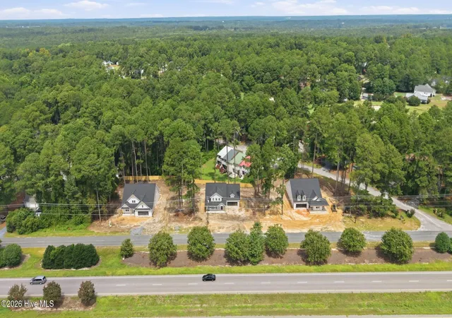 Photo 4 of Single family home for sale at 454 Hyland Hills Rd, Southern Pines, NC 28387 | MLS# 100583935 | Listing updated on 2026-10-15