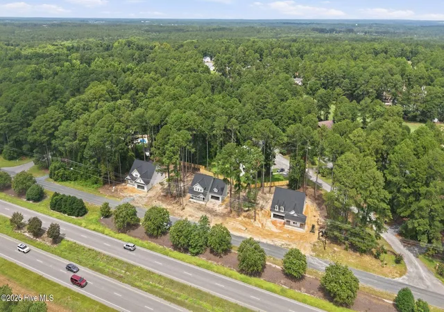 Photo 9 of Single family home for sale at 454 Hyland Hills Rd, Southern Pines, NC 28387 | MLS# 100583935 | Listing updated on 2026-08-31
