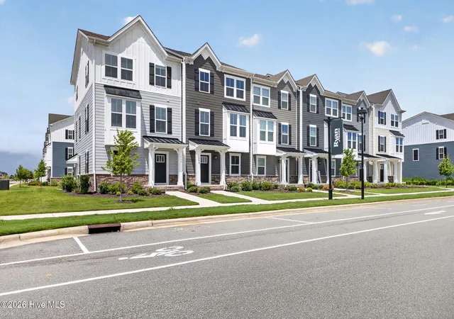 Photo 2 of Townhouse for sale at 208 Fost Blvd, Moyock, NC 27958 | MLS# 100594313 | Listing updated on 2026-10-01