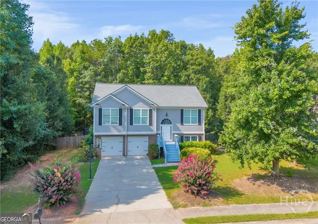 Homes for sale in Hull, GA | 1176 Kimberly Cir, Hull, GA 30646 | MLS# CL355697