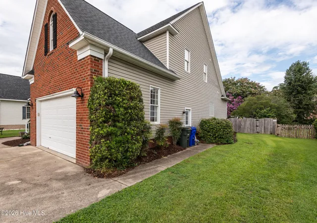 Photo 2 of Single family home for sale at 1802 Rondo Dr, Greenville, NC 27858 | MLS# 100594729 | Listing updated on 2026-09-09