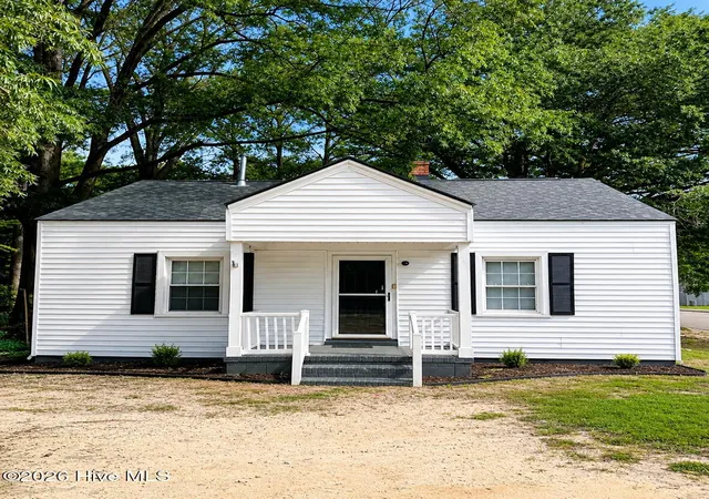 3rd image of 1100 Churchill Ave Sw, Wilson, NC 27893 | MLS# 100596211
