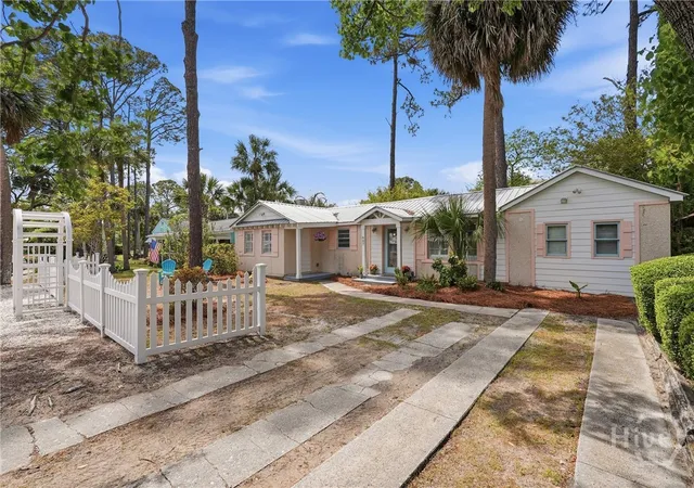 Homes for sale in Tybee Island, GA | 607 Jones Ave, Tybee Island, GA 31328 | MLS# SA353444