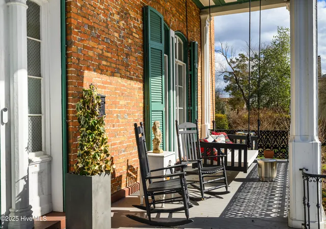 Photo 3 of Mansion for sale at 120 W King St, Edenton, NC 27932 | MLS# 100490634 | Listing updated on 2026-08-24