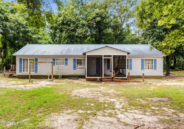 Photo 3 of Manufactured home for sale at 352 Northside Dr, Rockingham, NC 28379 | MLS# 100595970 | Listing updated on 2026-08-18