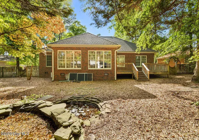 Photo 26 of Single family home for sale at 30 Oakmont Cir, Pinehurst, NC 28374 | MLS# 100567818 | Listing updated on 2026-09-04
