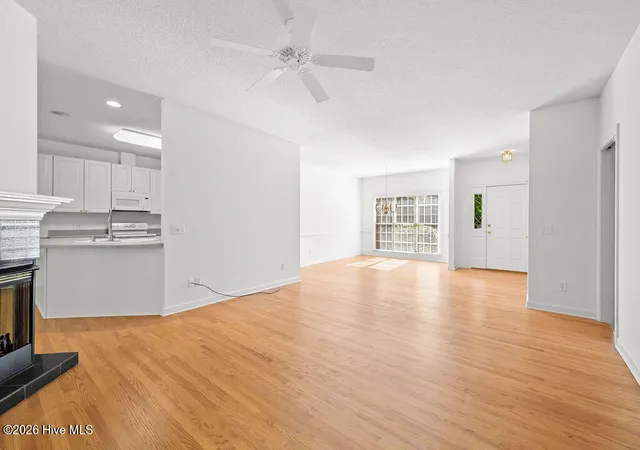 Photo 5 of Single family home for sale at 30 Oakmont Cir, Pinehurst, NC 28374 | MLS# 100567818 | Listing updated on 2026-09-04