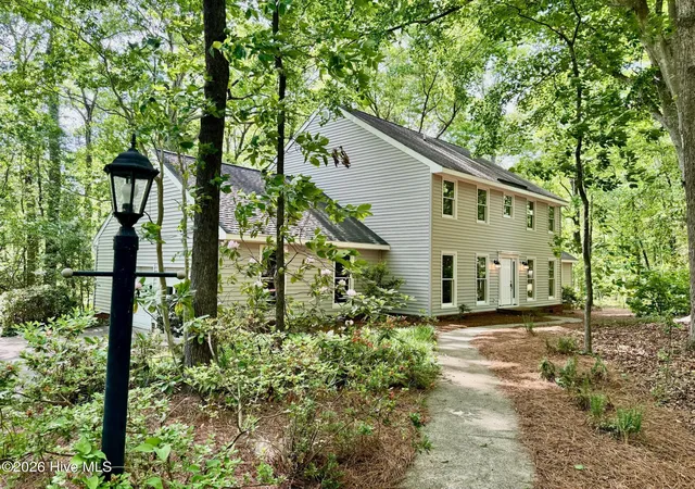 Homes for sale in Rockingham, NC | 829 Williamsburg Dr, Rockingham, NC 28379 | MLS# 100572280