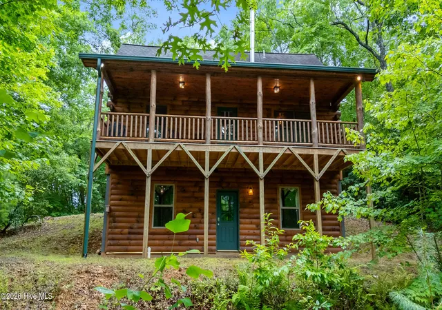 Photo 2 of Single family home for sale at 235 Huntington Cir, Murphy, NC 28906 | MLS# 100589679 | Listing updated on 2026-08-18