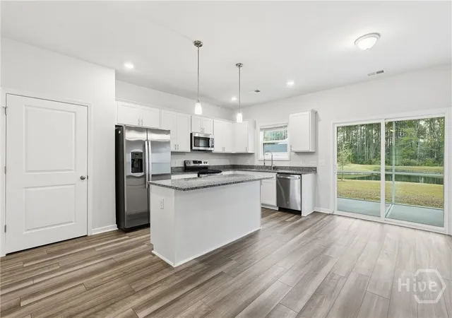 Photo 4 of Single family home for sale at 1013 Easthaven Blvd, Pooler, GA 31322 | MLS# SA360819 | Listing updated on 2026-07-20