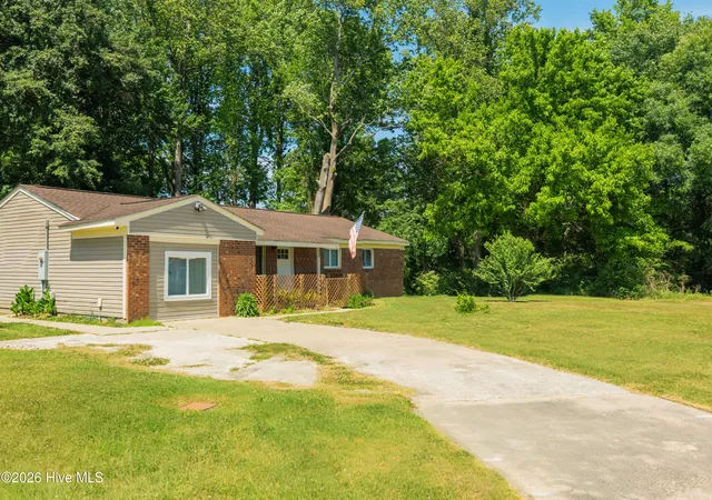 2nd image of 200 Dale Dr, Jacksonville, NC 28540 | MLS# 100564007