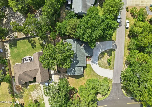 Photo 39 of Single family home for sale at 2 Ash Ct, Pinehurst, NC 28374 | MLS# 100579261 | Listing updated on 2026-10-20