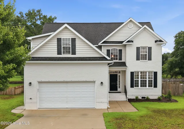 Homes for sale in Winterville, NC | 3717 Ashcroft Dr, Winterville, NC 28590 | MLS# 100582459