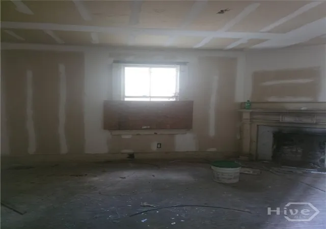 Photo 4 of Single family home for sale at 2120 Harden St, Savannah, GA 31415 | MLS# SA358349 | Listing updated on 2026-07-07