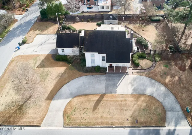 Photo 4 of Single family home for sale at 1800 Westbrook Dr NW, Wilson, NC 27896 | MLS# 100558341 | Listing updated on 2026-09-08