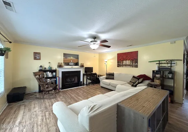 Photo 2 of Single family home for sale at 305 Vito Ct, Richlands, NC 28574 | MLS# 100594611 | Listing updated on 2026-08-18