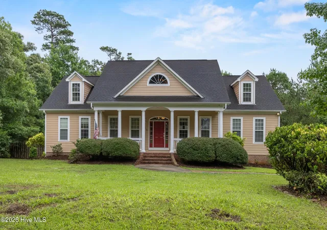 Photo 3 of Single family home for sale at 638 Ravenswood Rd, Hampstead, NC 28443 | MLS# 100591223 | Listing updated on 2026-09-03