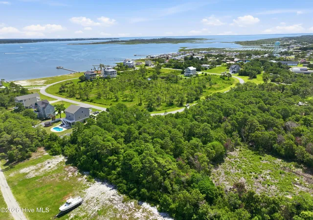 5th image of 134 Westbay Cir, Harkers Island, NC 28531 | MLS# 100586494