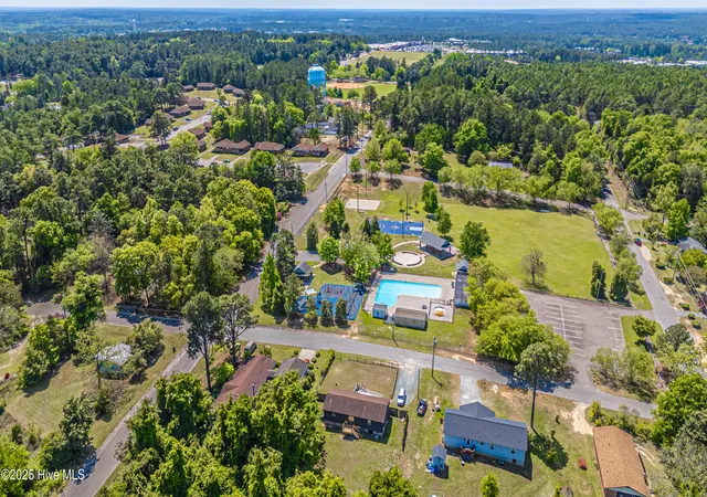 Photo 3 of Single family home for sale at 780 W Illinois Ave, Southern Pines, NC 28387 | MLS# 100594941 | Listing updated on 2026-08-18