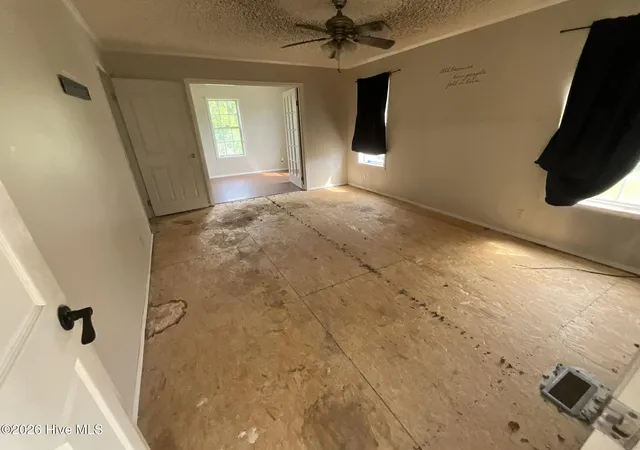 Photo 3 of Manufactured home for sale at 102 Cypress Knee Dr, Richlands, NC 28574 | MLS# 100588363 | Listing updated on 2026-09-15