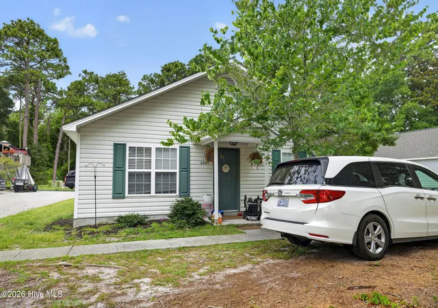 Photo 1 of Single family home for sale at 404 Beasley Rd, Wilmington, NC 28409 | MLS# 100593793 | Listing updated on 2026-08-18