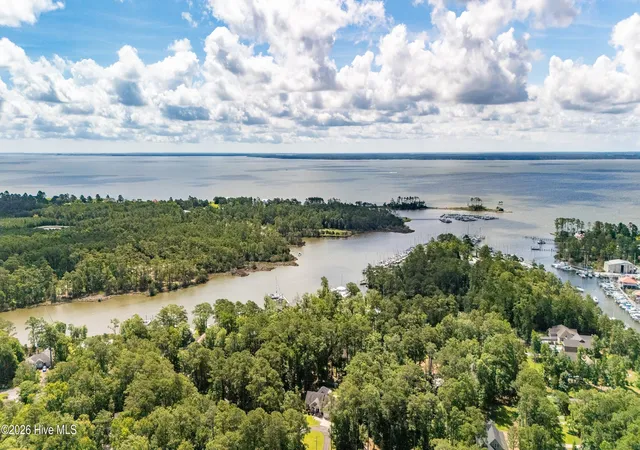 43rd image of 1406 Seafarer Dr, Oriental, NC 28571 | MLS# 100583383