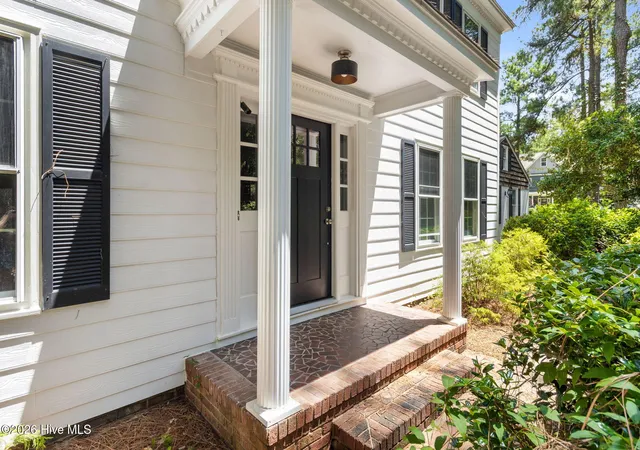 Photo 3 of Single family home for sale at 102 James Crk Rd, Southern Pines, NC 28387 | MLS# 100595915 | Listing updated on 2026-09-04