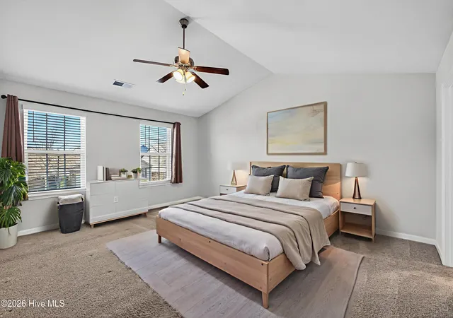 Photo 4 of Single family home for sale at 524 Dakota Ave, New Bern, NC 28560 | MLS# 100553668 | Listing updated on 2026-09-10